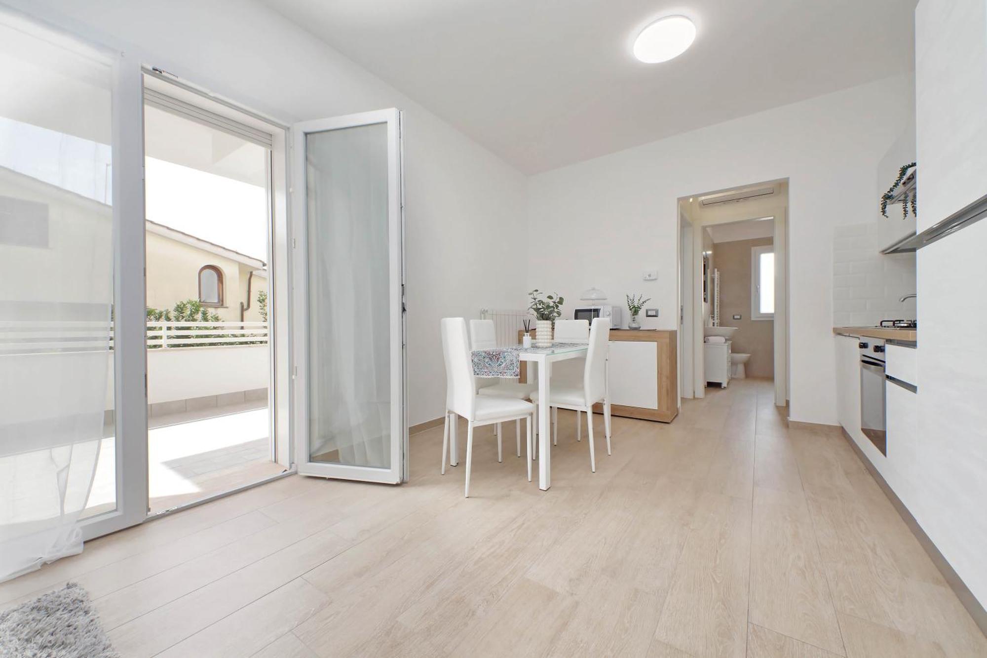 Andrea Home- Collegato A Roma E Aeroporto 피우미치노 외부 사진